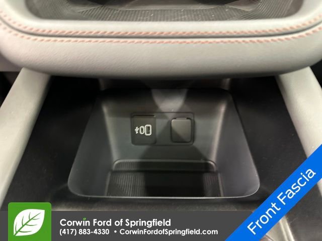 New 2026 Ford Explorer Active w/ Active Comfort Package image 20