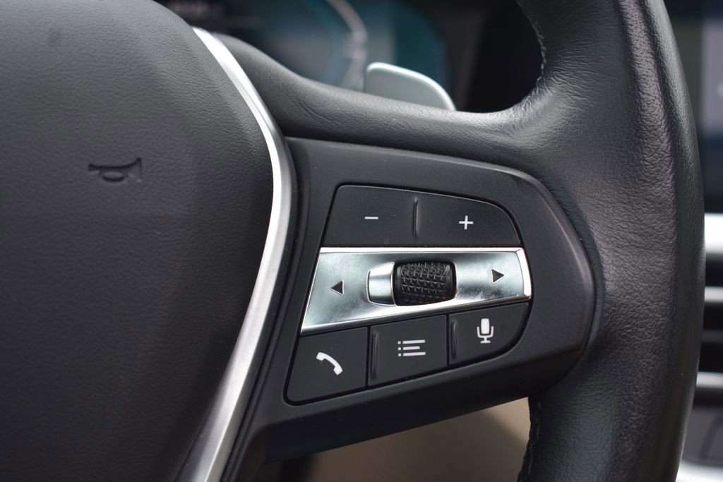 Used 2022 BMW 330e 330e iPerformance image 16