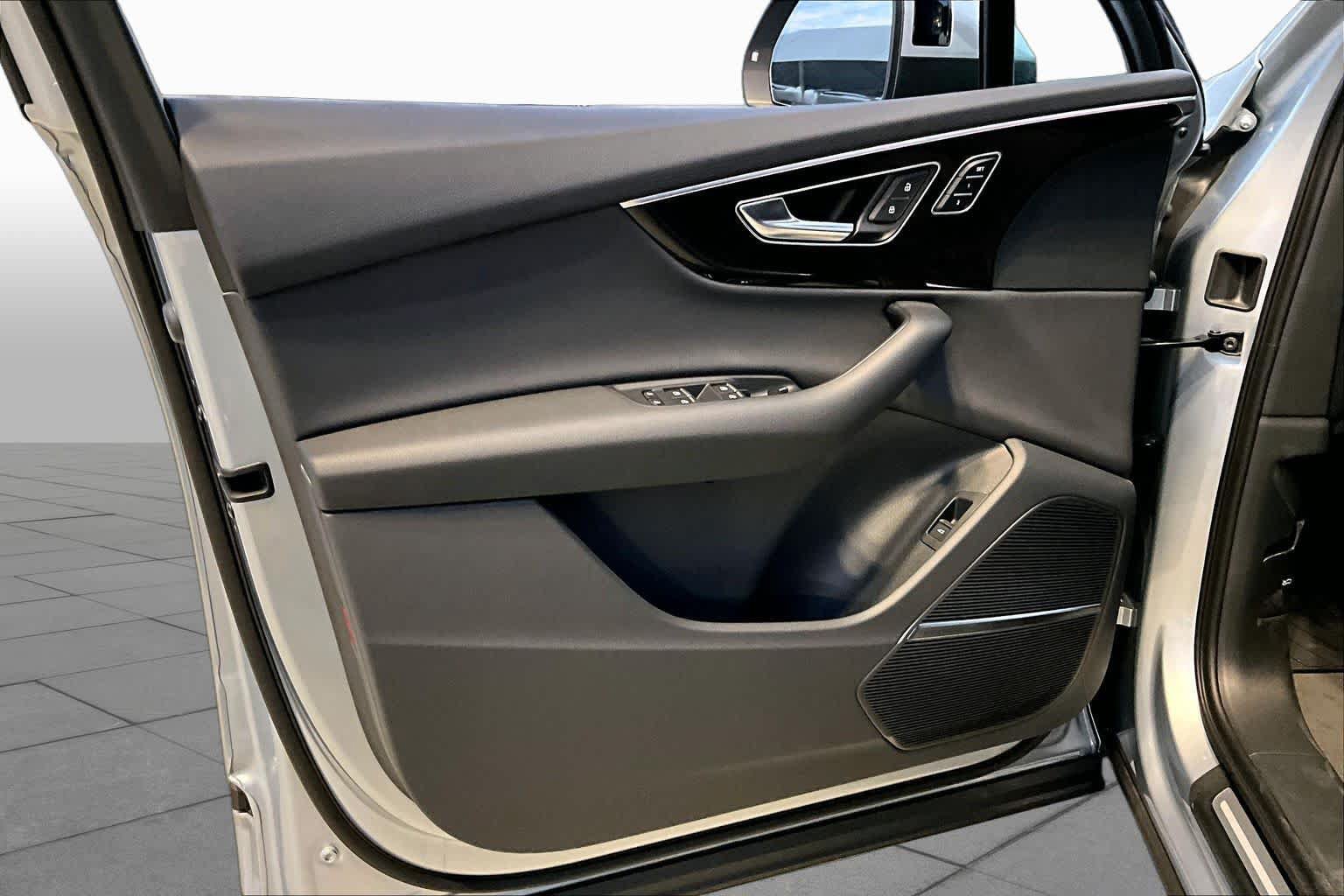 New 2026 Audi Q7 2.0T Premium AWD/4WD image 10