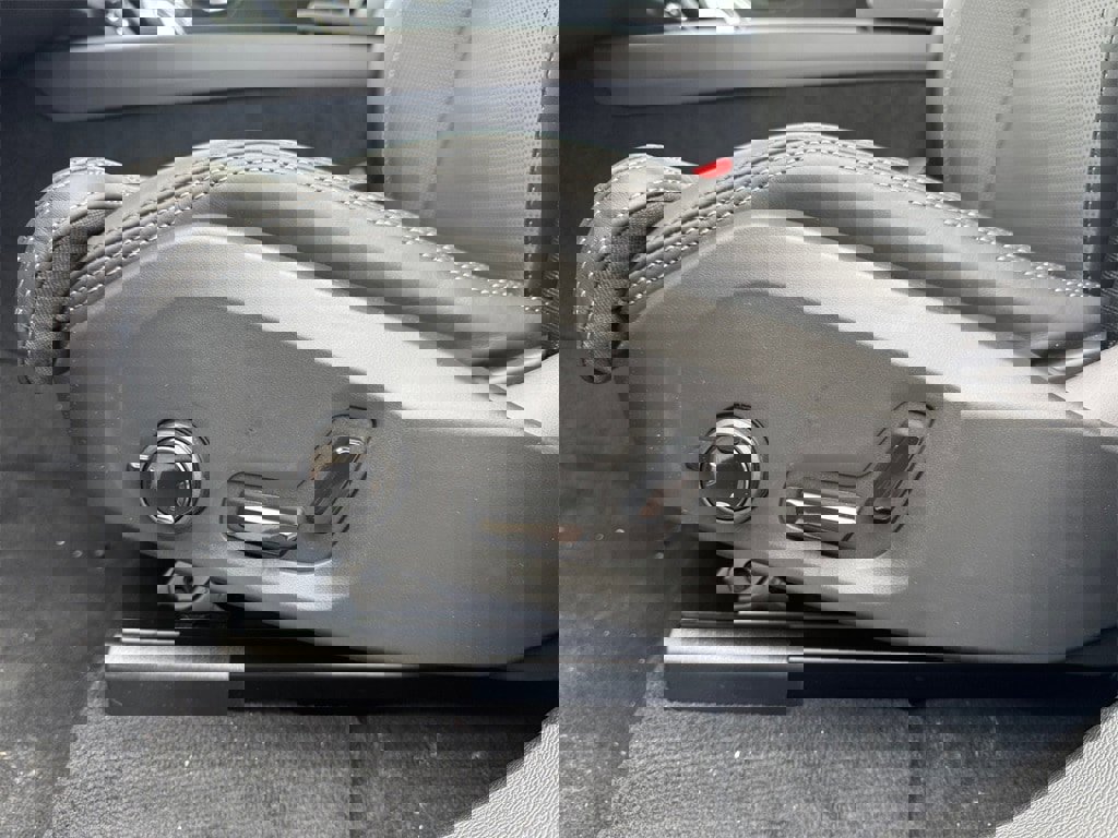 New 2026 Volvo XC60 T8 Ultra w/ Protection Package Premier image 27