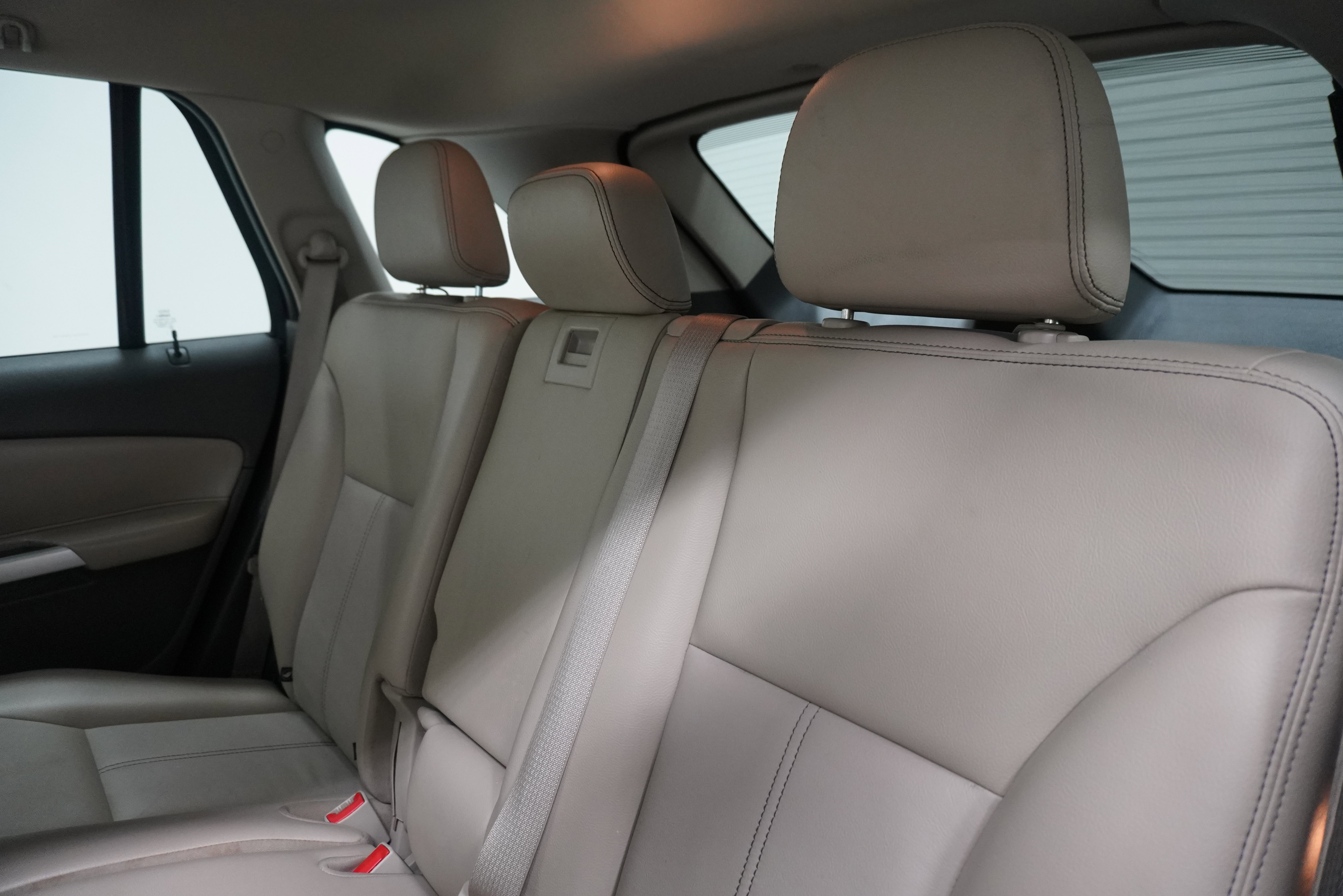 Used 2013 Ford Edge SEL FWD image 12