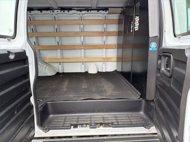 Used 2024 GMC Savana 2500 w/ Driver Convenience Package image 20