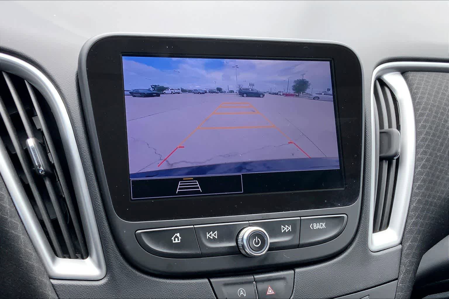 Used 2025 Chevrolet Malibu RS FWD image 29