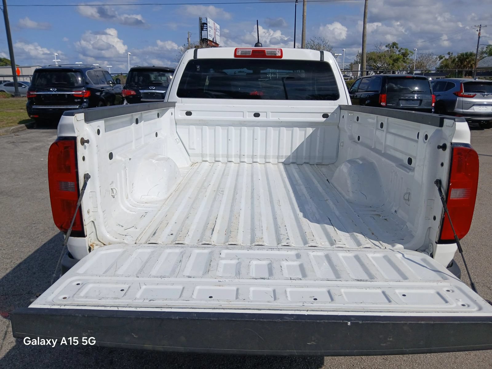 Used 2021 Chevrolet Colorado W/T w/ WT Convenience Package RWD image 13
