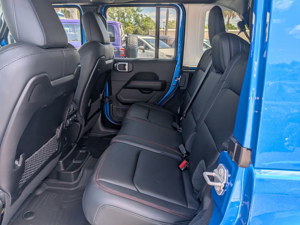 New 2026 Jeep Wrangler Unlimited Rubicon w/ Xtreme 35 Tire Package image 14