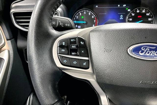 Used 2023 Ford Explorer Limited image 12