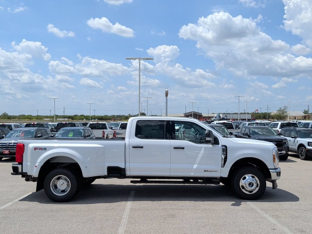New 2026 Ford F350 XLT AWD/4WD image 9