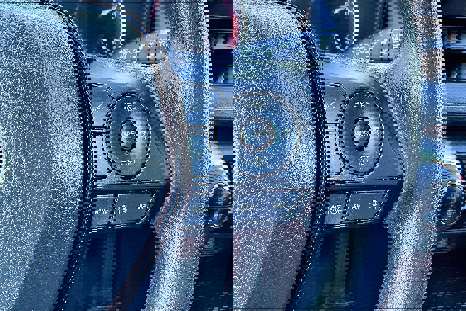 Used 2024 Toyota RAV4 XLE image 18