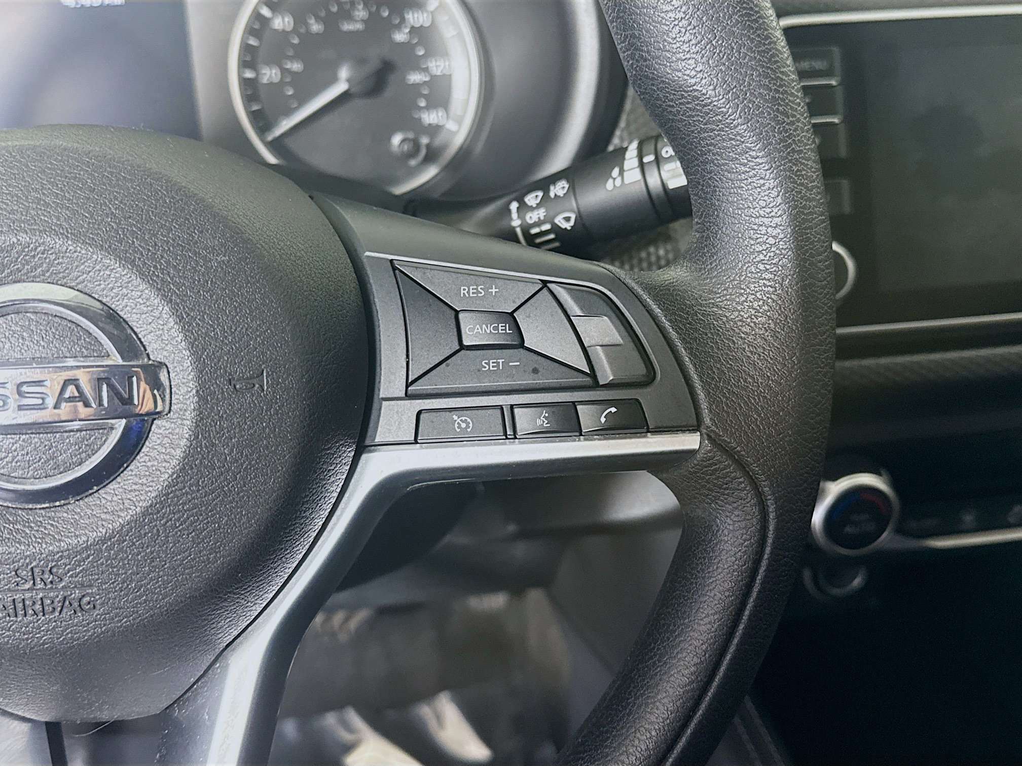 Used 2020 Nissan Kicks SV FWD image 15