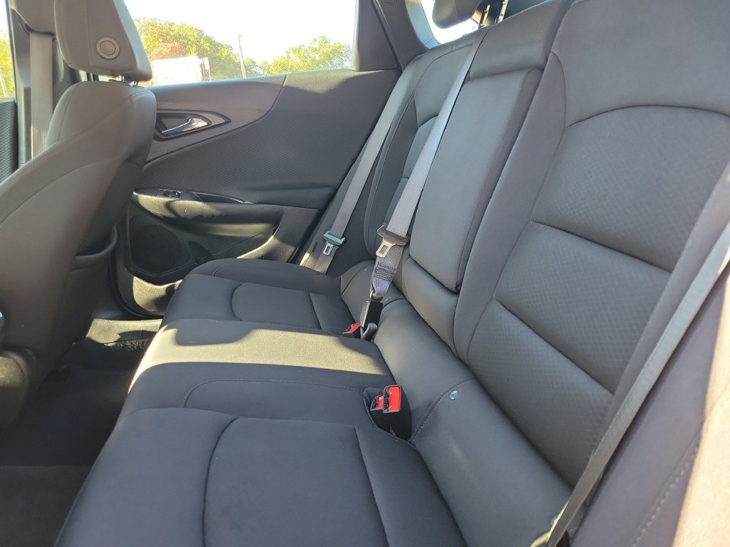Used 2024 Chevrolet Malibu LT FWD image 9