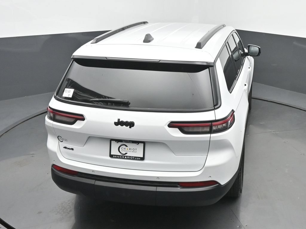 Used 2025 Jeep Grand Cherokee L Laredo AWD/4WD image 43