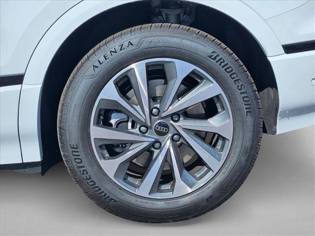 New 2025 Audi Q6 e-tron Premium Plus image 10