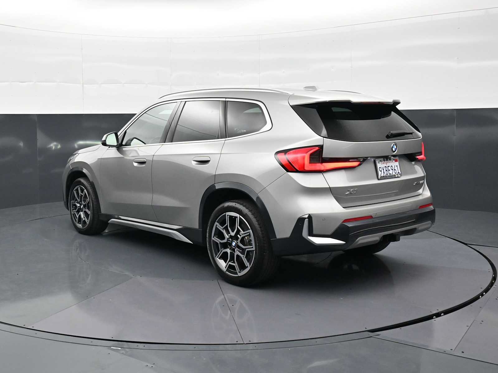 Used 2026 BMW X1 xDrive28i w/ Technology Package AWD/4WD image 7
