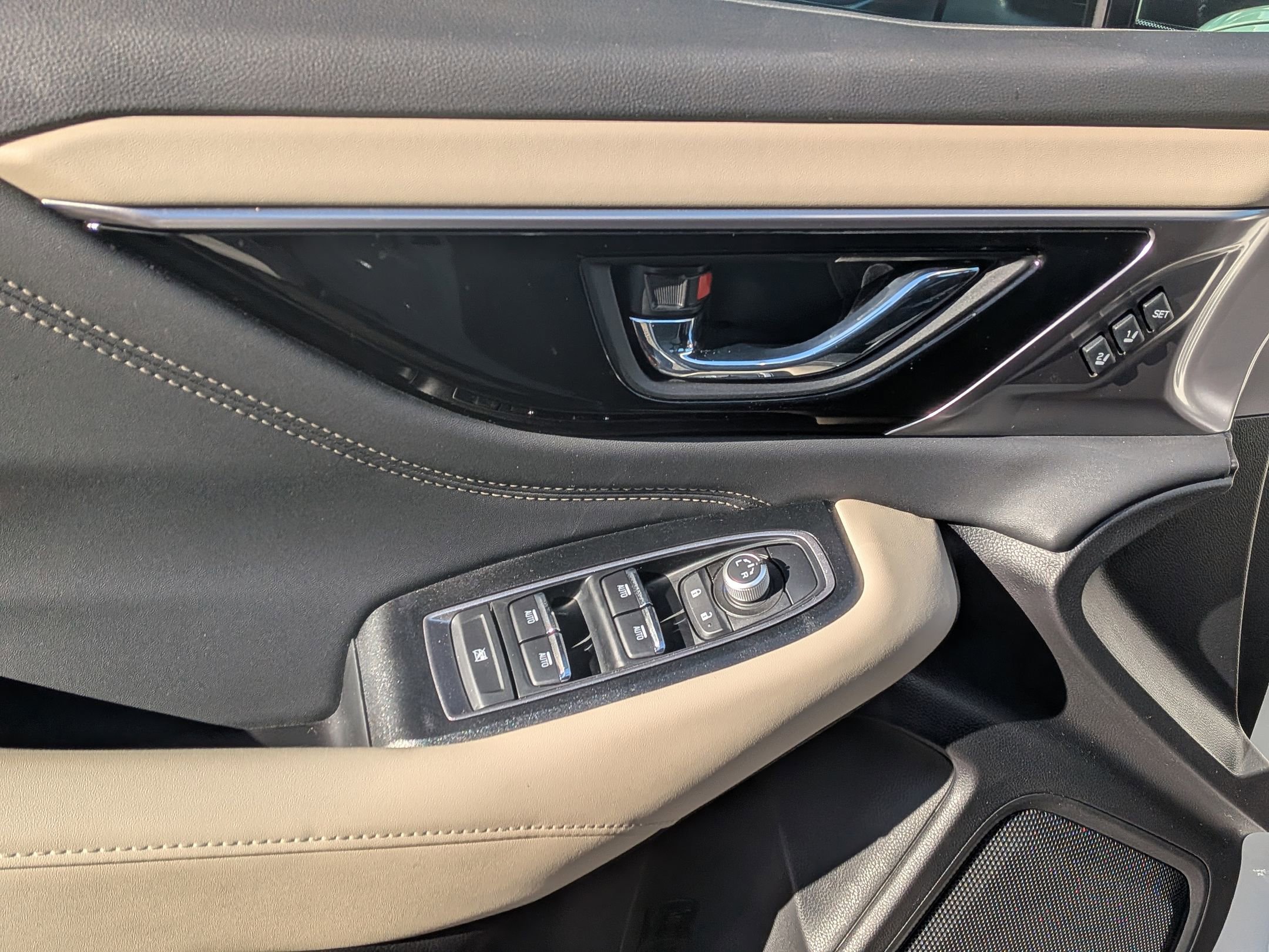 Used 2025 Subaru Outback Limited image 15