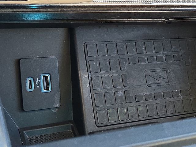 Used 2021 Ford F150 Limited image 26