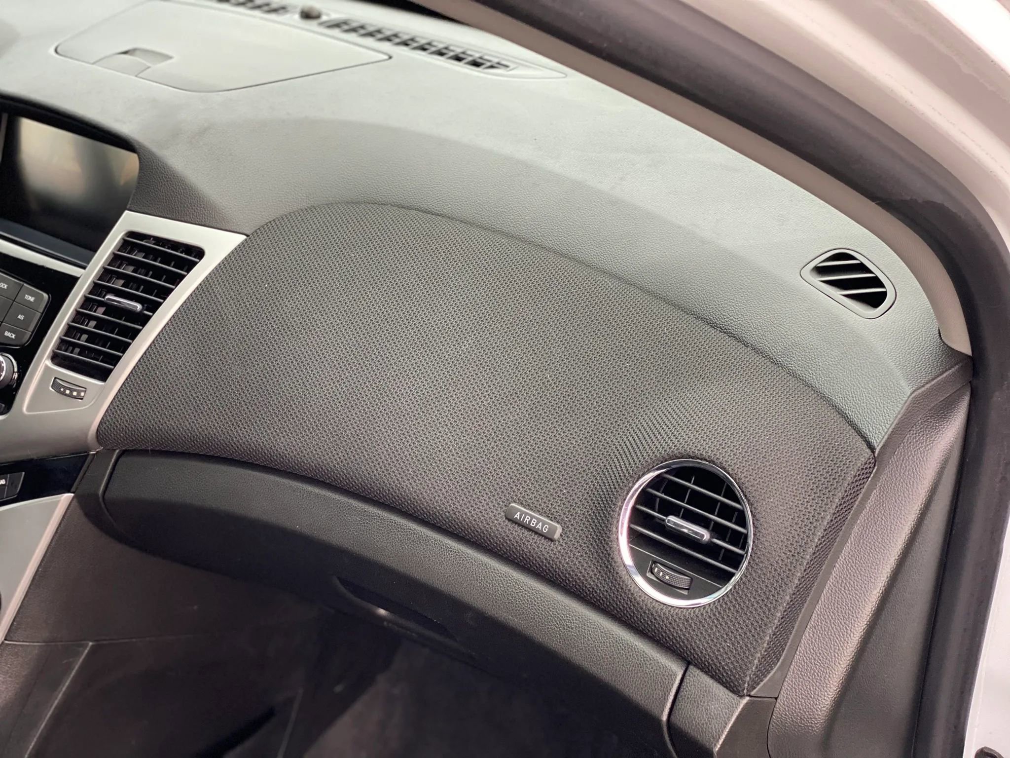 Used 2013 Chevrolet Cruze Eco image 24