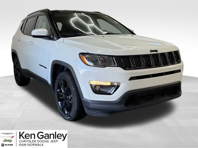 Used 2020 Jeep Compass Latitude image 1