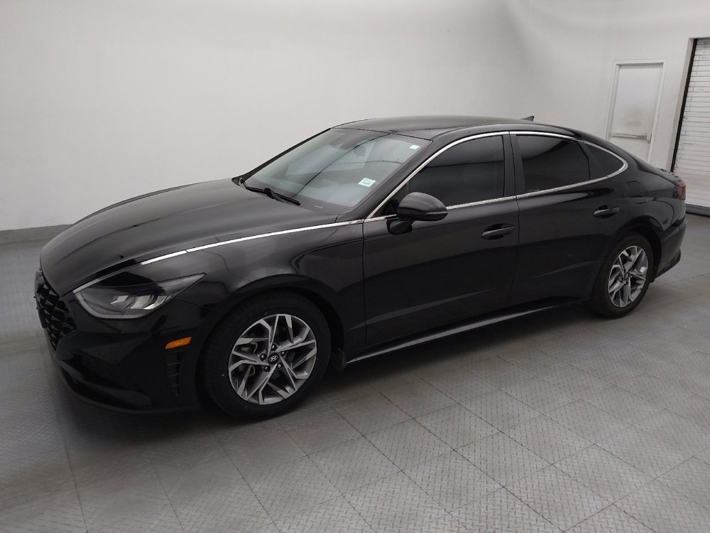 Used 2023 Hyundai Sonata SEL image 2