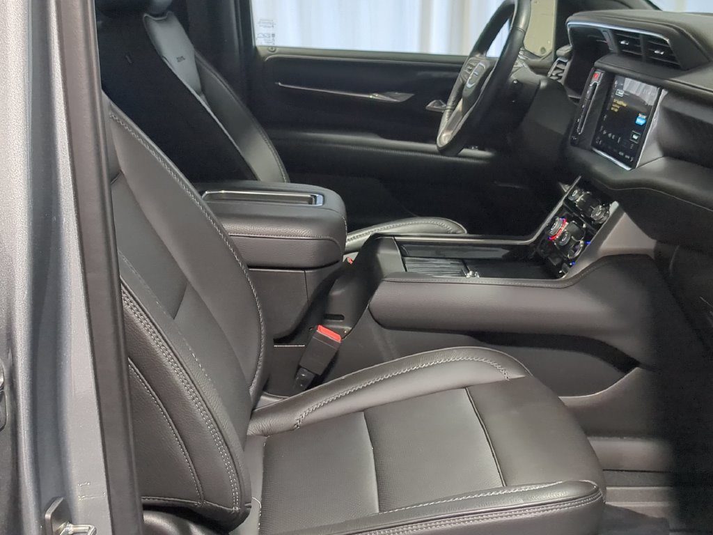 Used 2023 GMC Yukon Denali AWD/4WD image 27