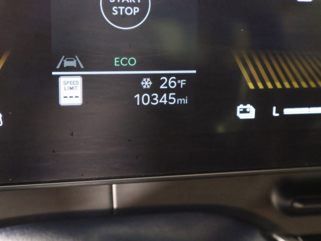 Used 2025 Kia Carnival EX image 40