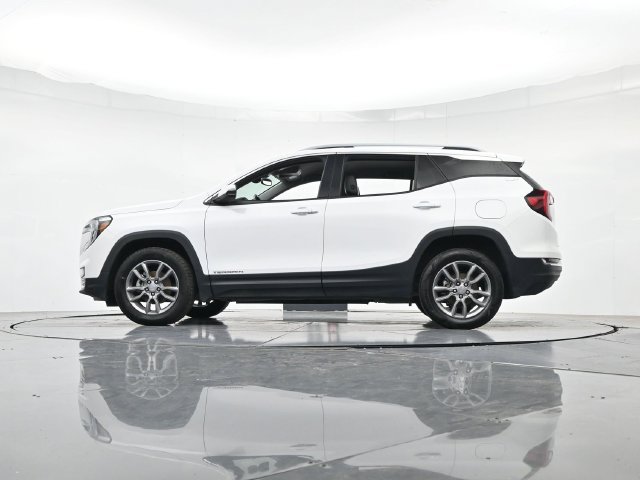 Used 2024 GMC Terrain SLT AWD/4WD image 41