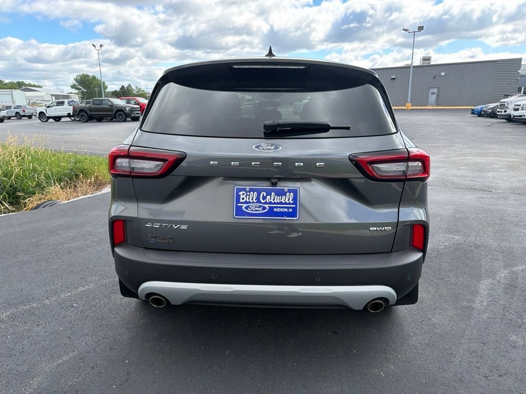 Used 2023 Ford Escape Active w/ Tech Pack #2 AWD/4WD image 5