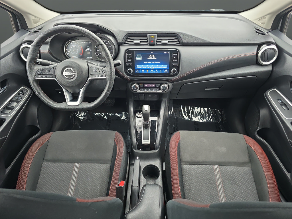 Used 2024 Nissan Versa SR FWD image 11
