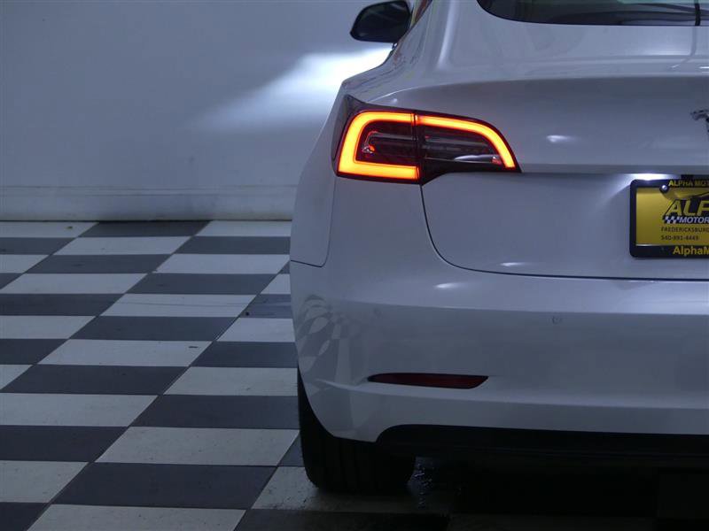 Used 2021 Tesla Model 3 Standard Range Plus image 26
