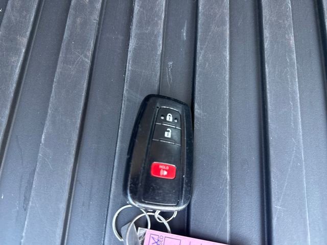Used 2023 Toyota RAV4 XLE AWD/4WD image 44