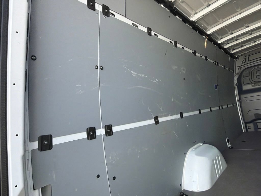 Used 2025 Mercedes-Benz Sprinter 2500 image 12