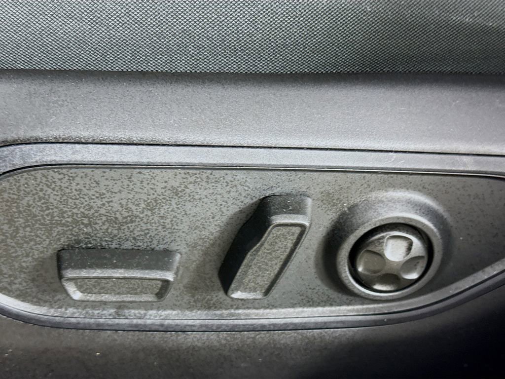 New 2025 Jeep Grand Cherokee Laredo X image 19