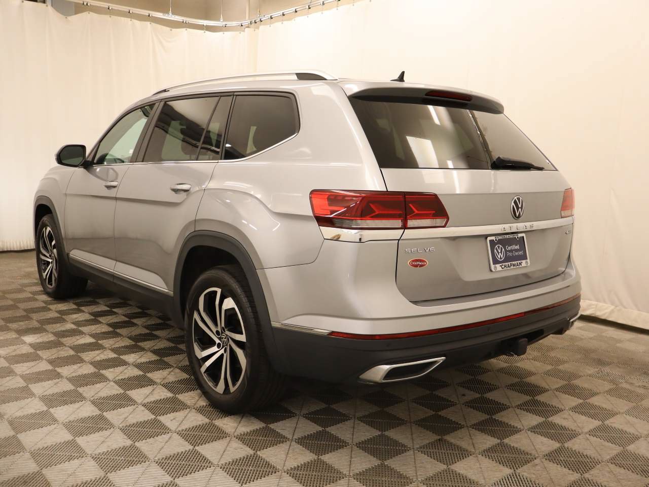 Certified 2023 Volkswagen Atlas SEL AWD/4WD image 4
