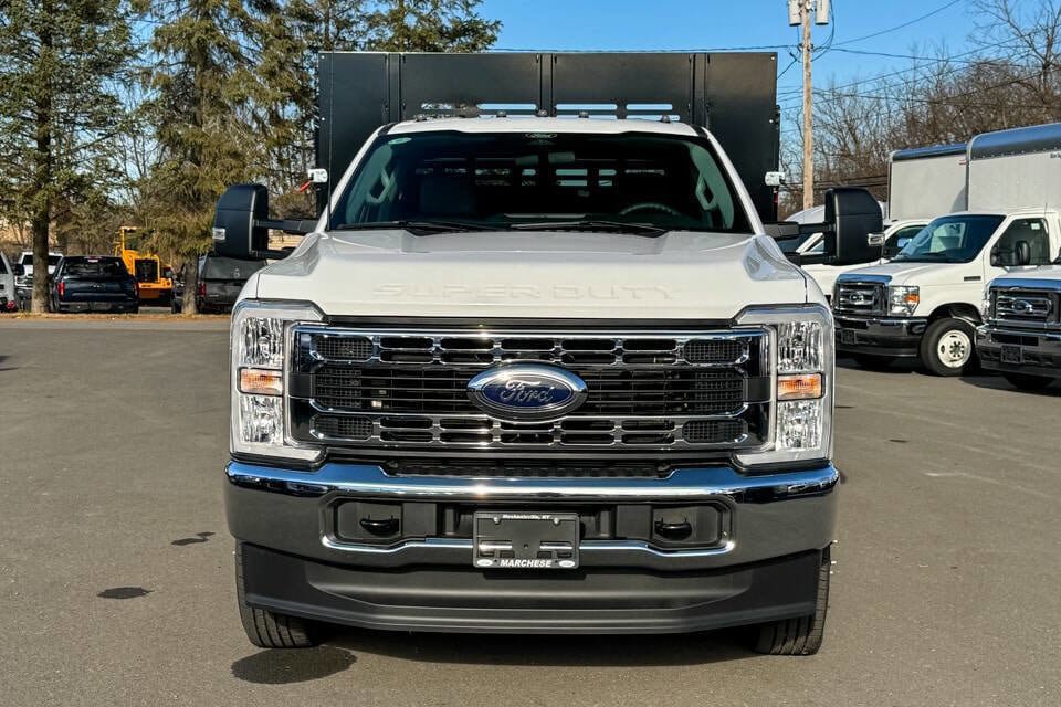 Used 2024 Ford F350 XLT AWD/4WD image 8