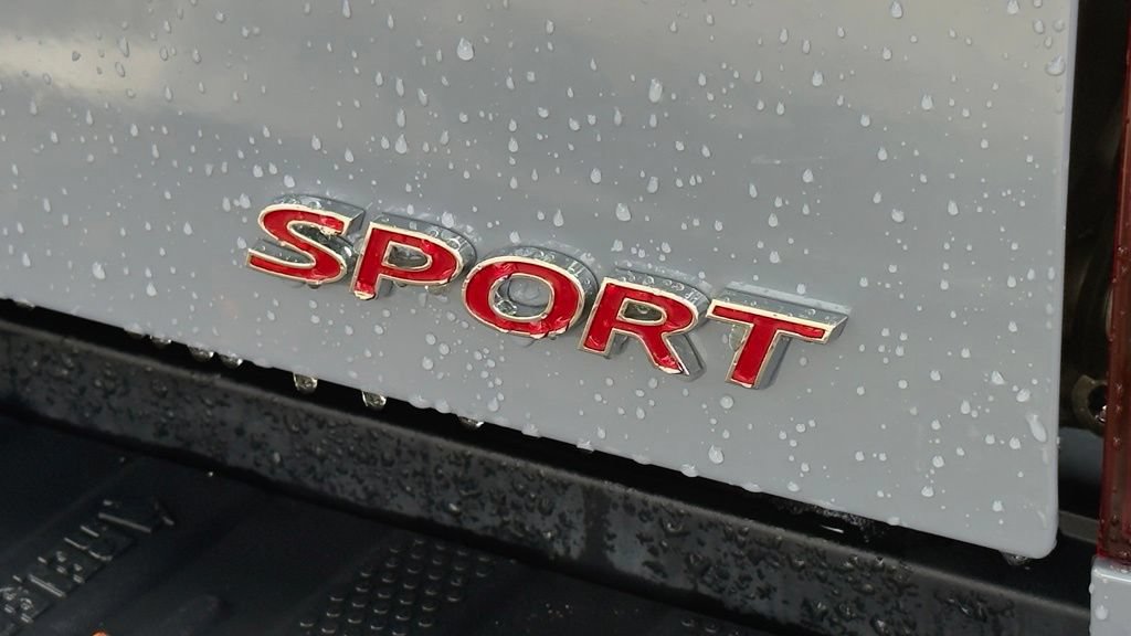 Used 2024 Honda Ridgeline Sport image 11