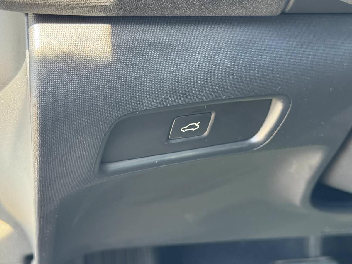Used 2023 Polestar Polestar 2 w/ Pilot Pack AWD/4WD image 30