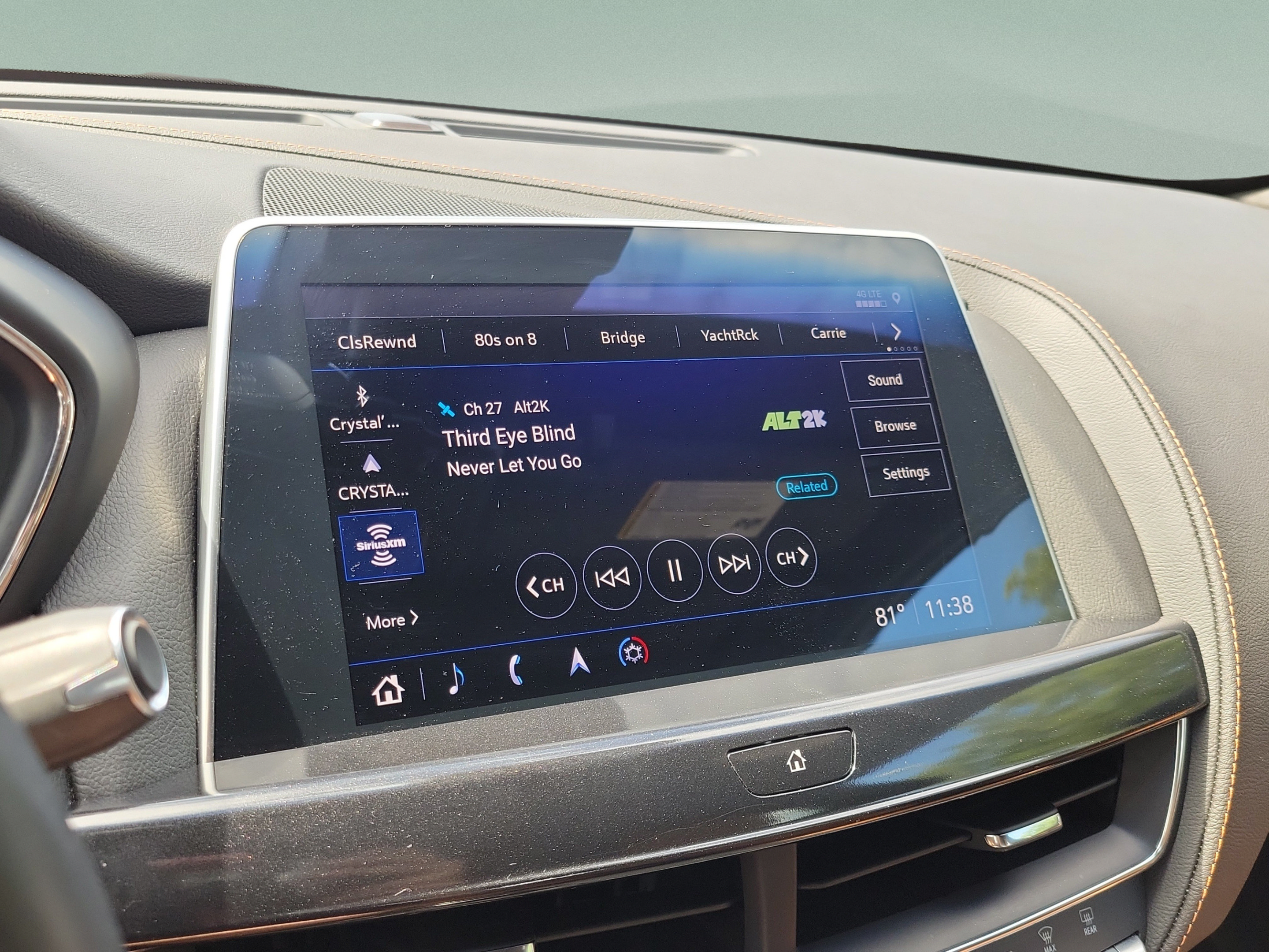 Used 2023 Cadillac CT5 V w/ Platinum Package RWD image 25