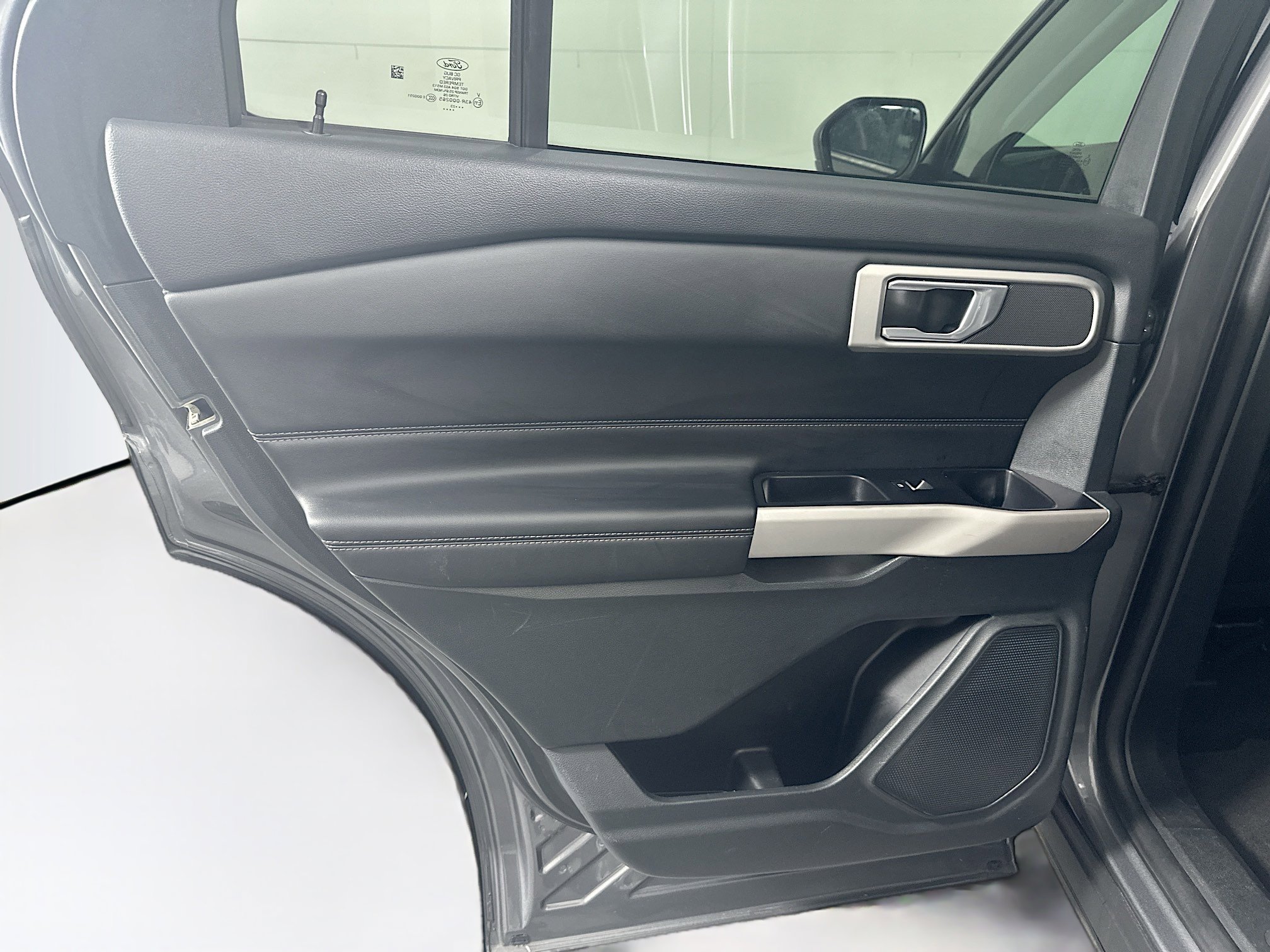 Used 2023 Ford Explorer XLT w/ Equipment Group 202A image 27