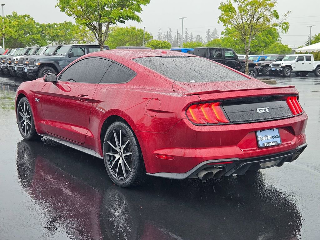 Used 2019 Ford Mustang GT RWD image 4
