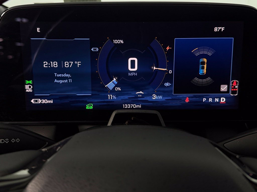 Used 2024 Chevrolet Equinox EV RS FWD image 15