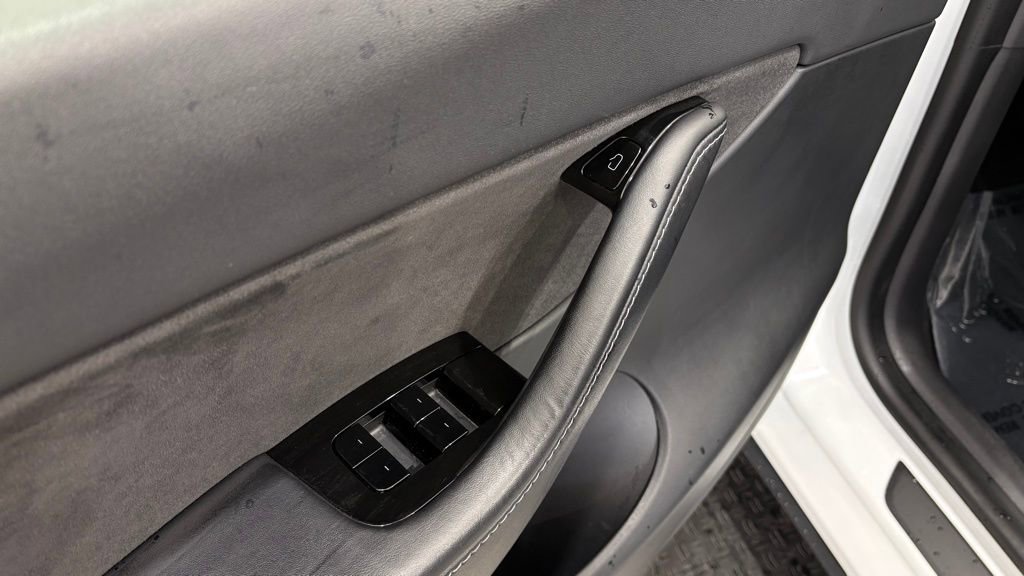 Used 2021 Tesla Model Y 2WD image 18