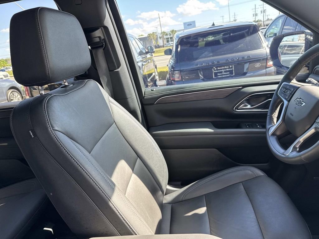 Used 2023 Chevrolet Tahoe Z71 w/ Z71 Off-Road Package image 10