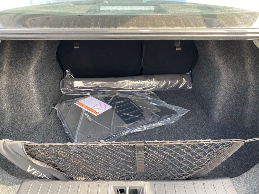 New 2025 Nissan Versa SV w/ Trunk Package image 30