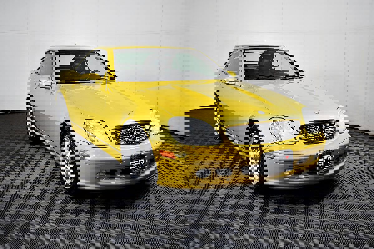 Used 2001 Mercedes-Benz SLK 320 image 5