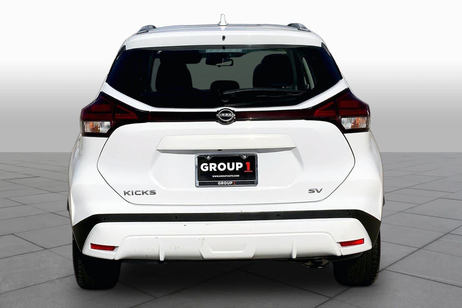 Used 2023 Nissan Kicks SV FWD image 5