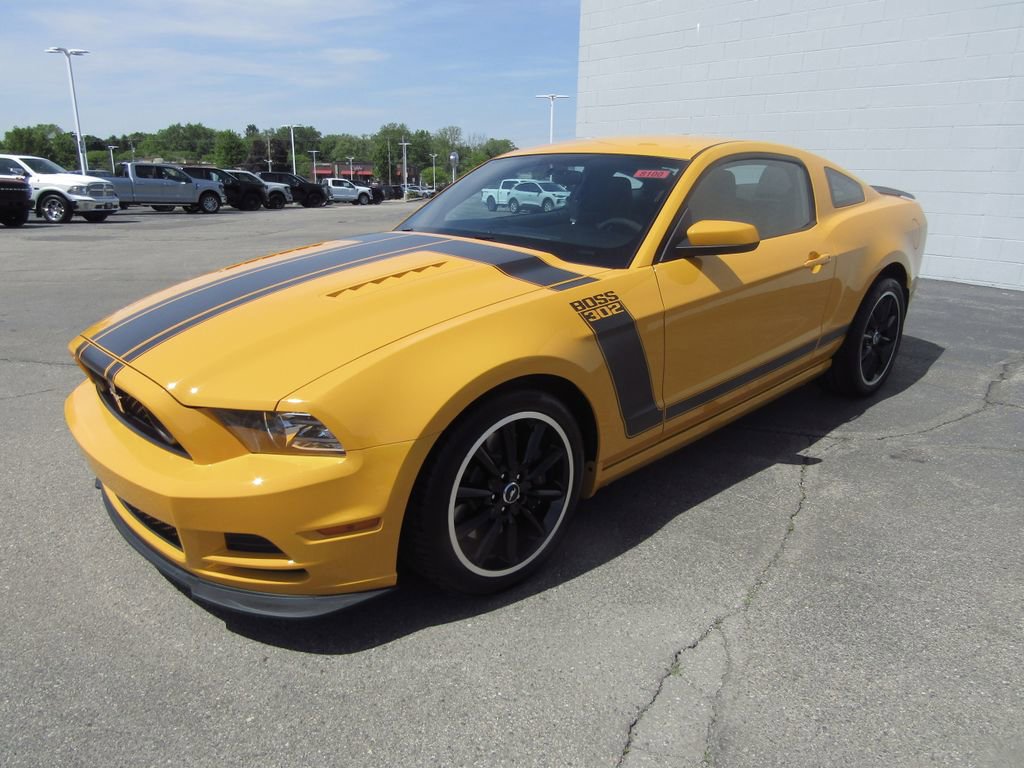 Used 2013 Ford Mustang Boss 302 RWD image 8