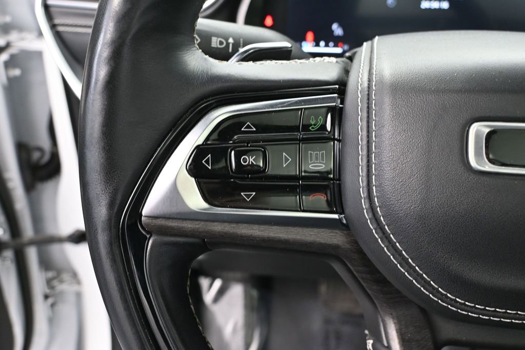 Used 2021 Jeep Grand Cherokee L Overland w/ Advanced Protech Group III image 32