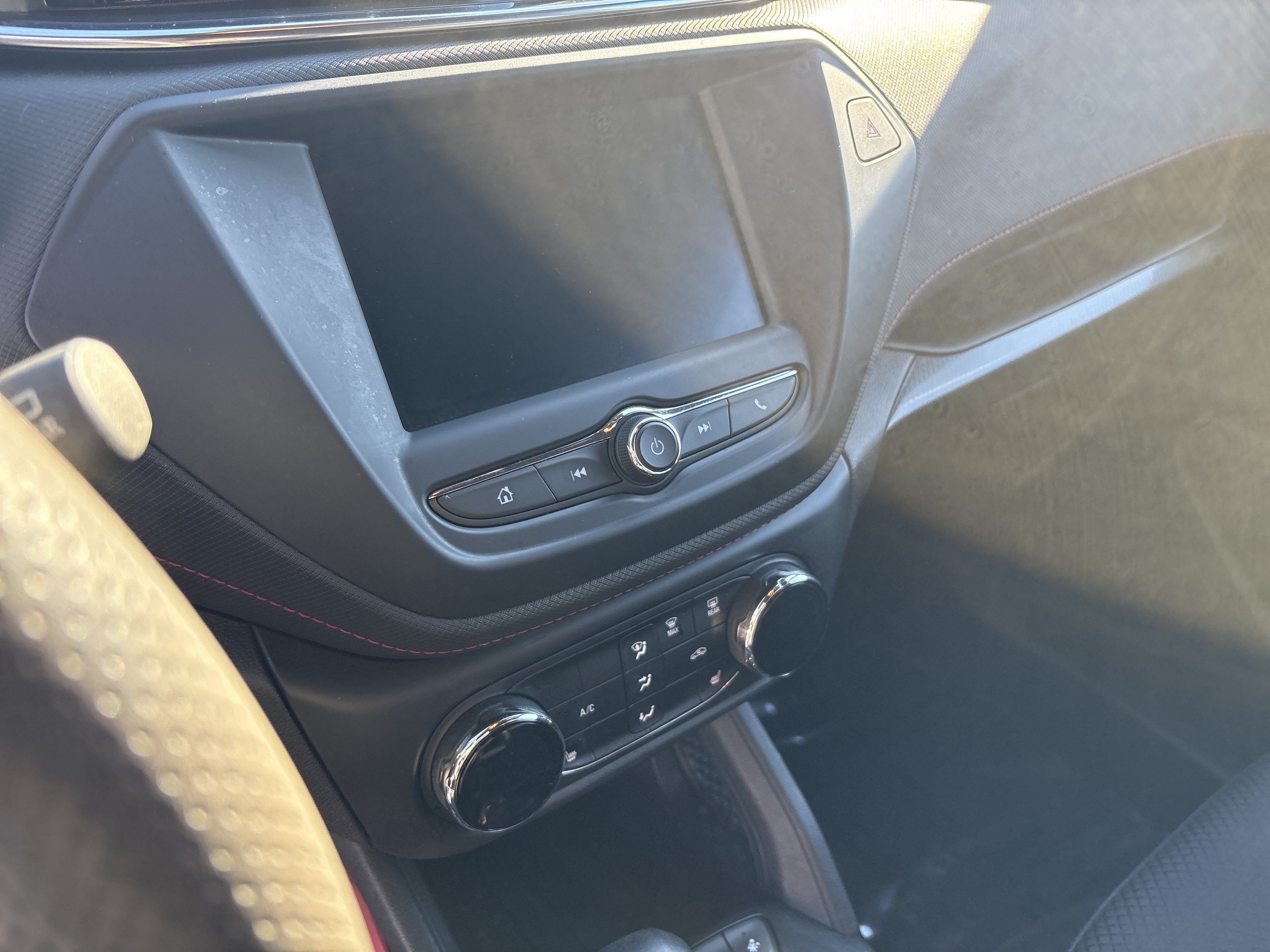 Used 2023 Chevrolet TrailBlazer RS FWD image 13
