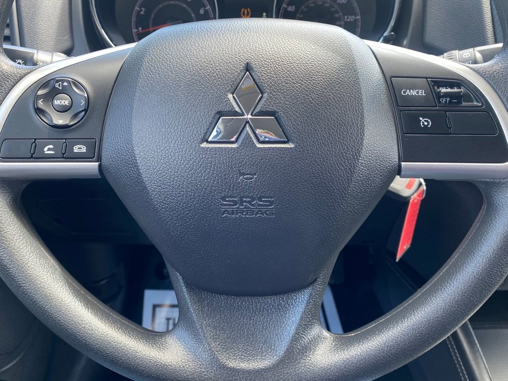 Used 2025 Mitsubishi Outlander Sport ES image 22