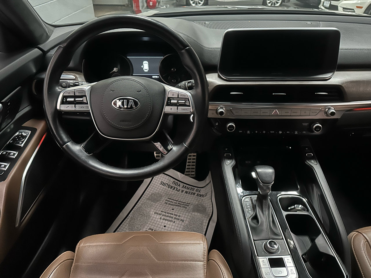 Used 2020 Kia Telluride SX w/ SX Prestige Package image 19