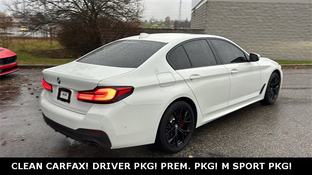Used 2022 BMW 530e xDrive 530e iPerformance w/ Premium Package image 30